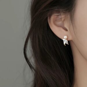 999 Silver Pearl Fish Tail Earrings