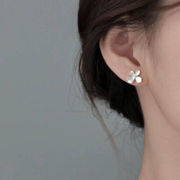 999 Pure Silver Flower Earrings - 图片 4